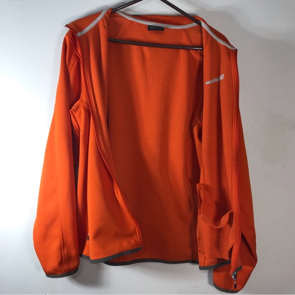 Peak Performance jacket - Picture 2 of 12